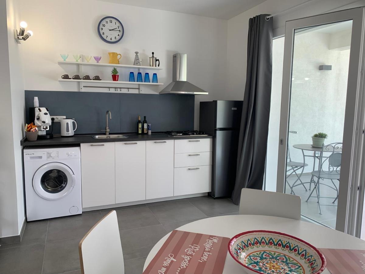 White House Monolocale Apartment Avola Luaran gambar